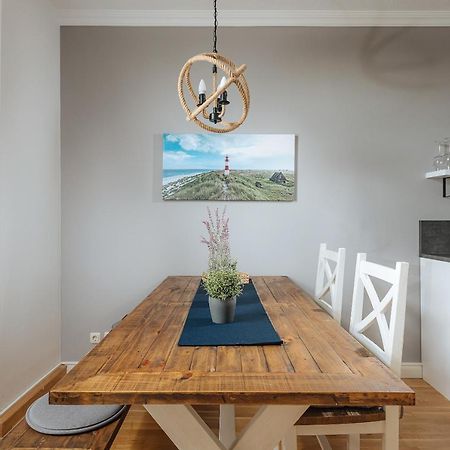 Grosse Koje Mit Terrasse Apartment Росток Екстериор снимка