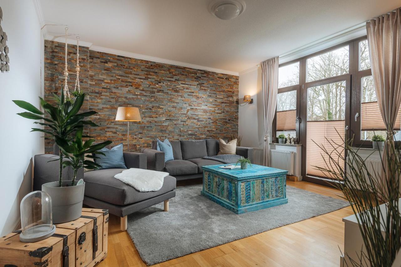 Grosse Koje Mit Terrasse Apartment Росток Екстериор снимка